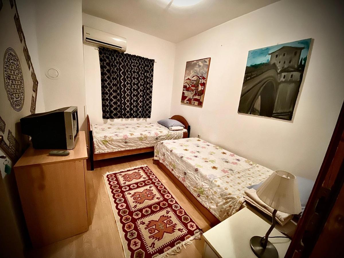 Hostel Backpackers Мостар Экстерьер фото